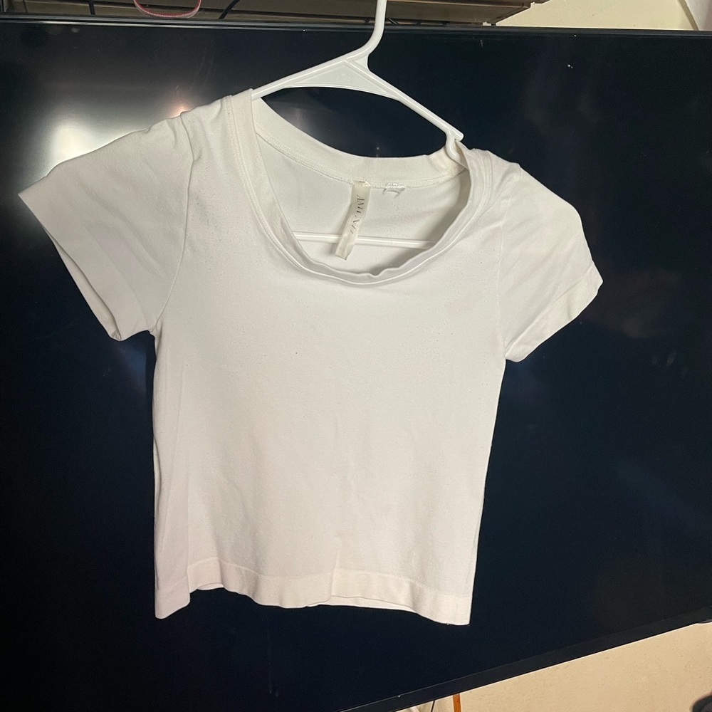 Stretchy cropped white tee